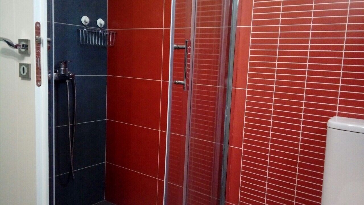 Photo of Bathroom in Glinado