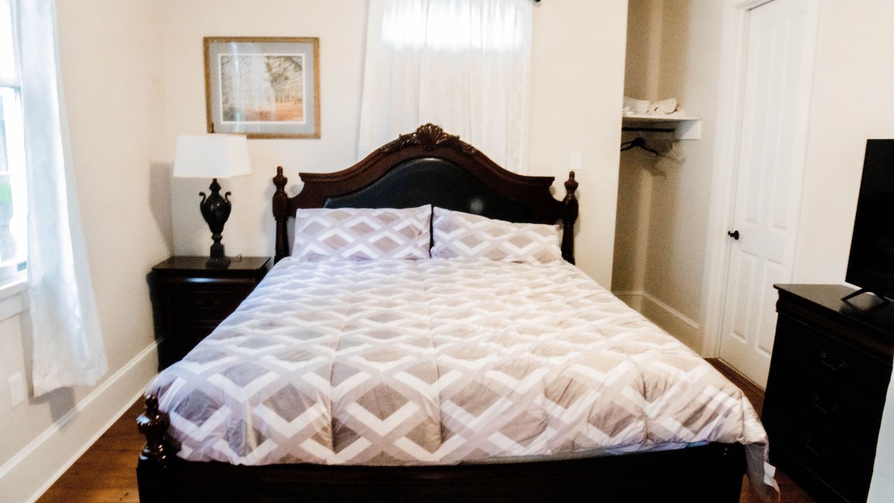 Photo of Bedroom in Arabi