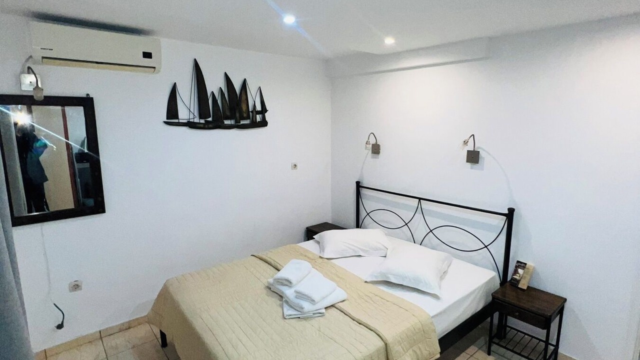Photo of Bedroom in Perissa