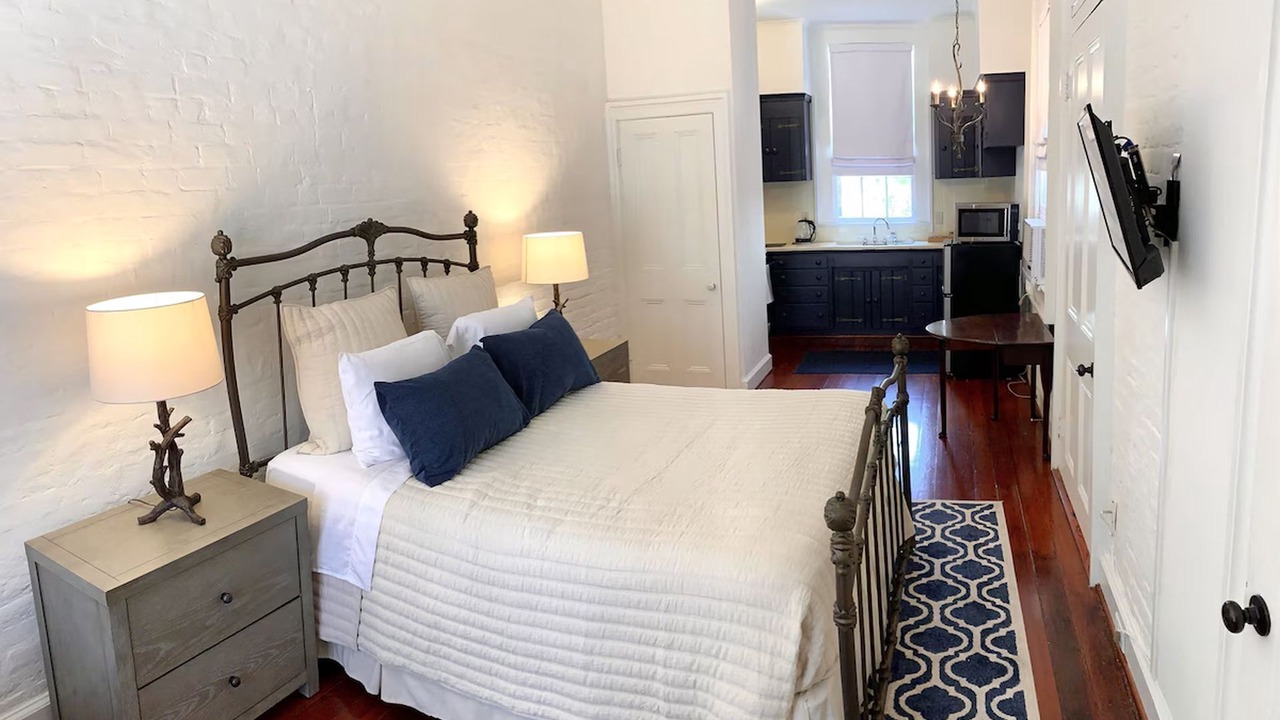 Photo of Bedroom in Faubourg Marigny