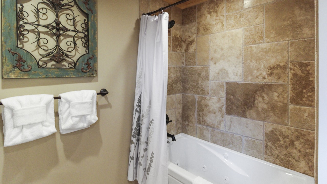 Photo of Bathroom in Chalet Village North