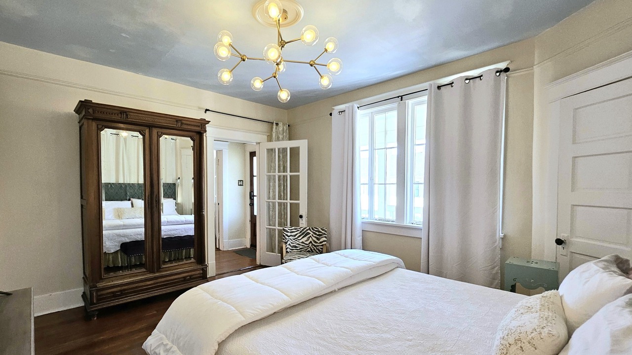 Photo of Bedroom in Broadmoor
