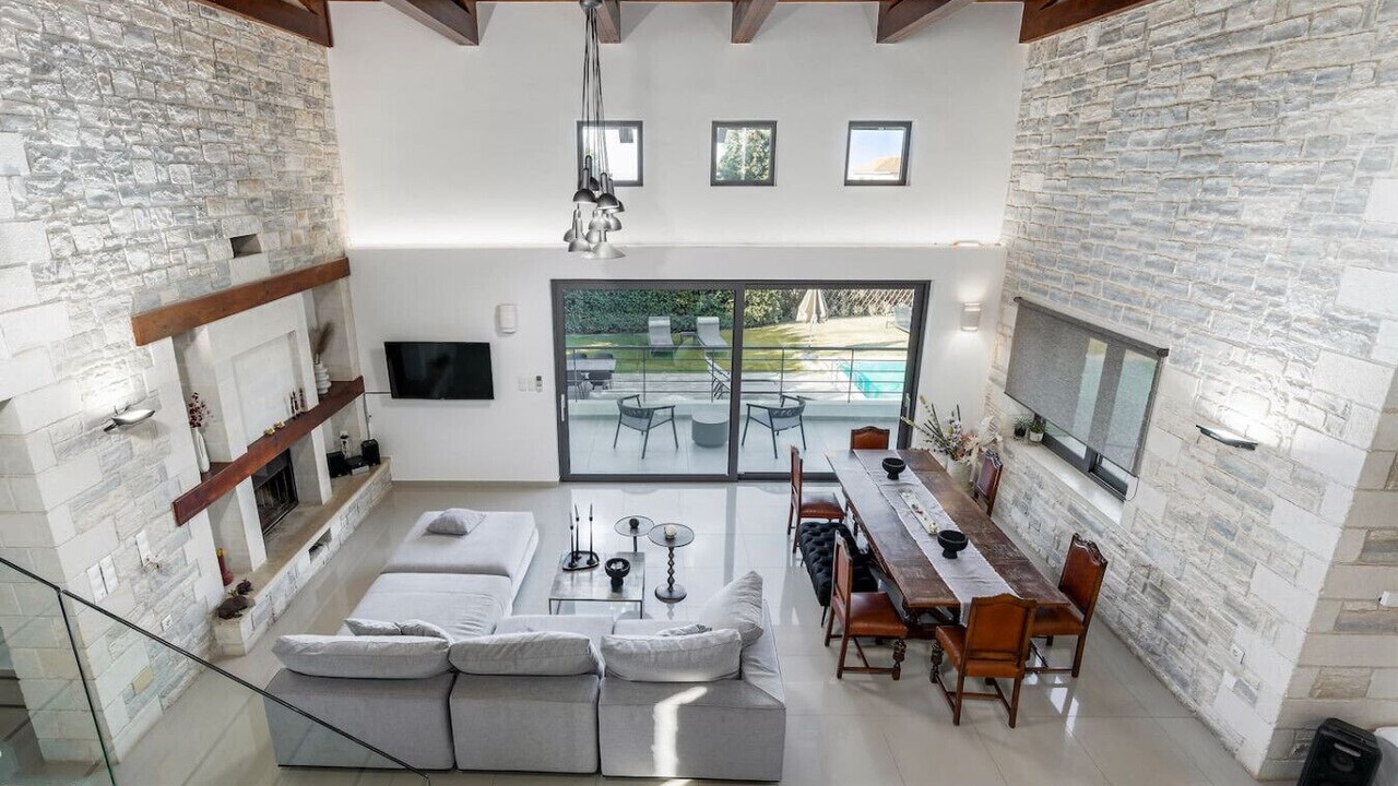 Photo of Livingroom in Atsipópoulon