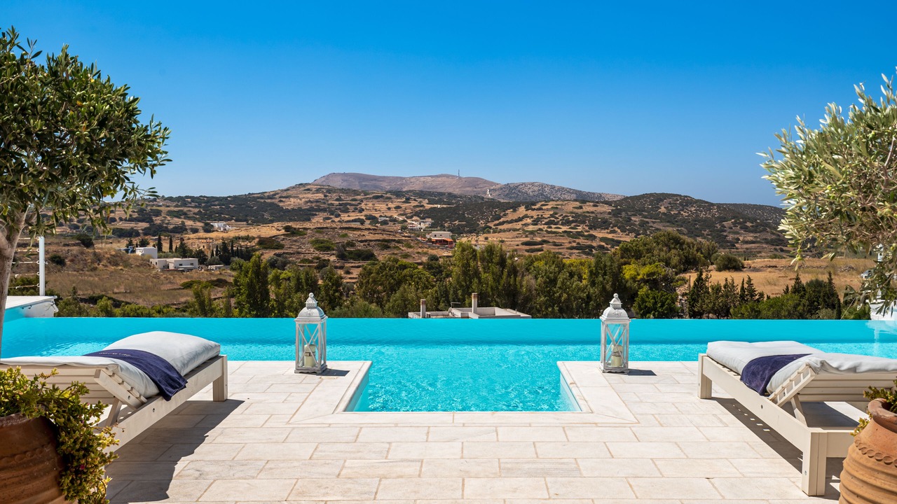 Photo of Outdoor in Mesaria