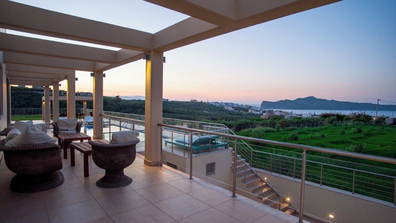 Photo of Patio Balcony in Kato Stalos