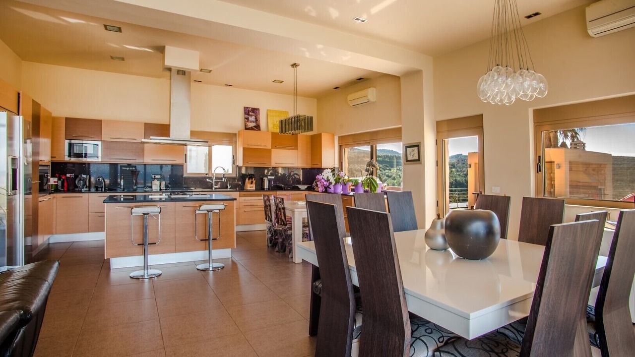 Photo of Kitchen in Kato Stalos