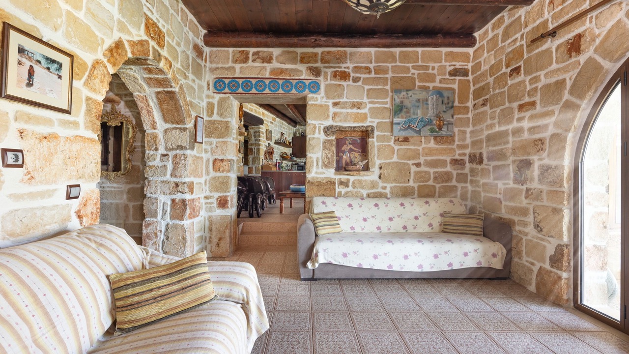 Photo of Livingroom in Marathi