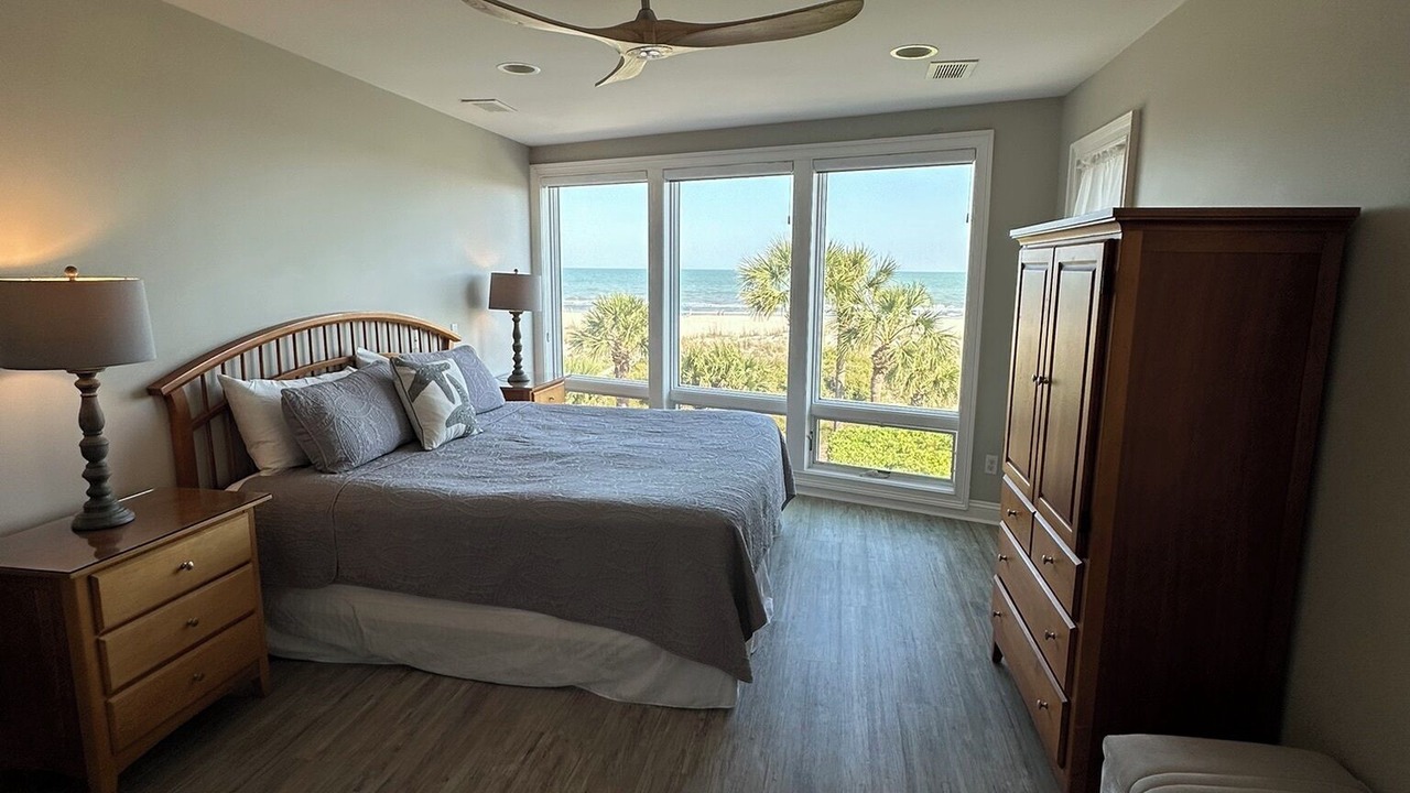 Photo of Bedroom in North Forest Beach