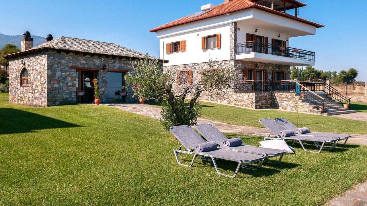 Photo of Outdoor in Anatolikos Olimpos