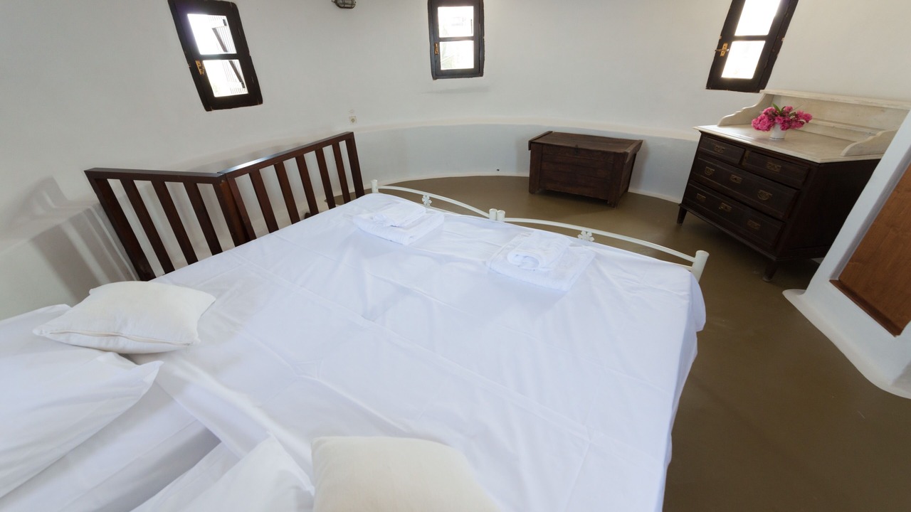 Photo of Bedroom in Alonnisos Old Town