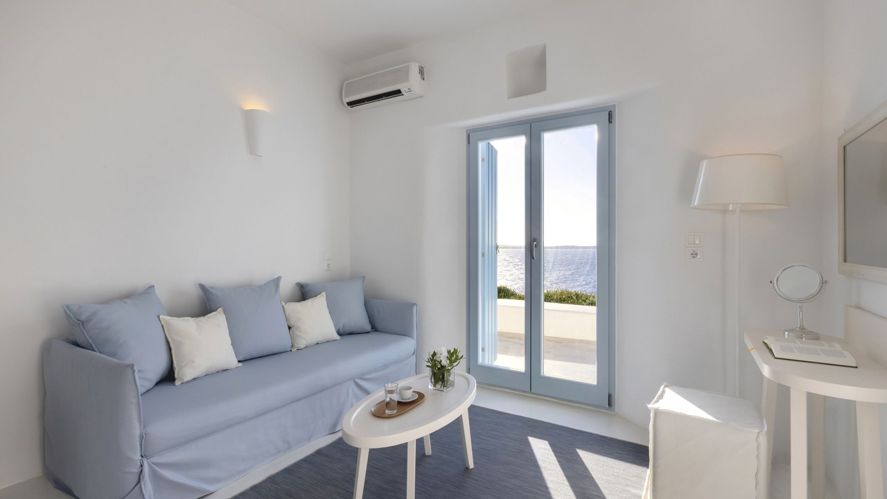 Photo of Livingroom in Nea Cryssi Akti