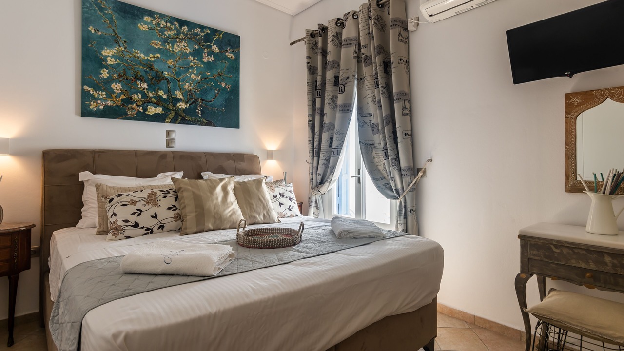 Photo of Bedroom in Apollonia