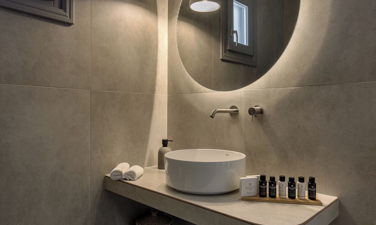 Photo of Bathroom in Akrotiri