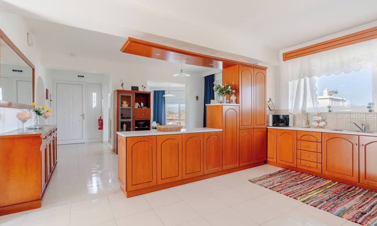 Photo of Kitchen in South Rhodes