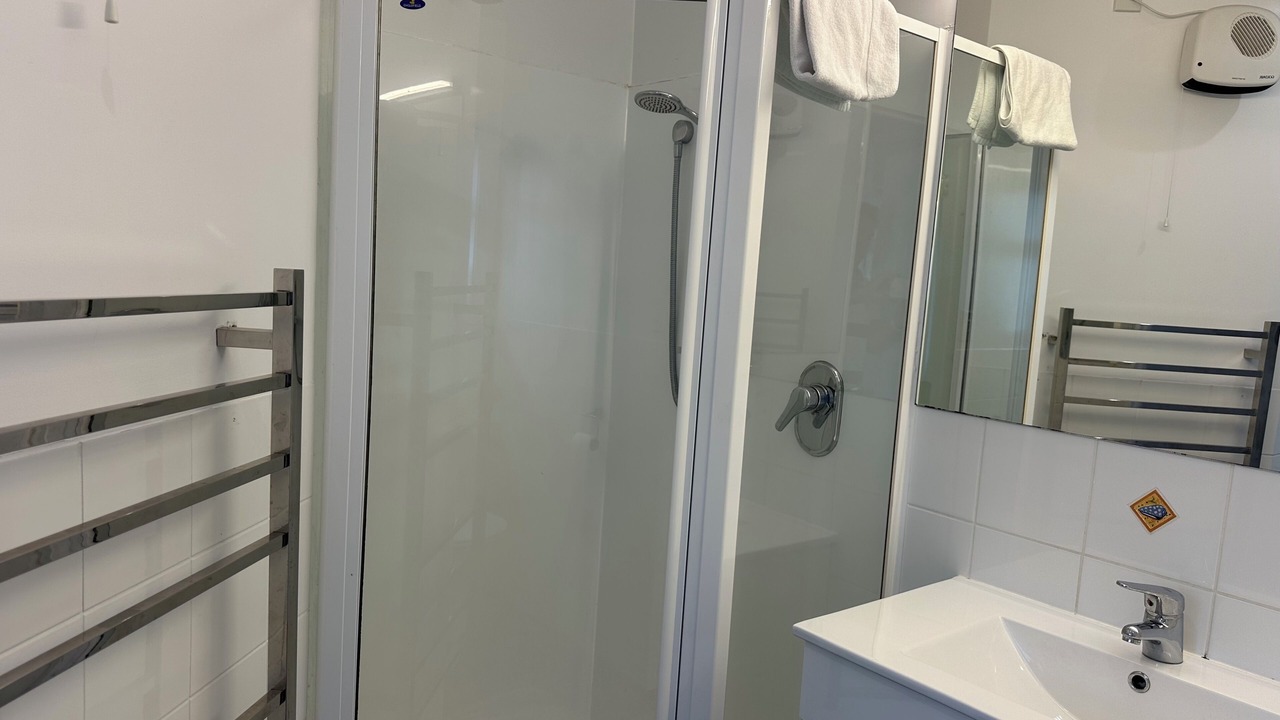 Photo of Bathroom in Russell
