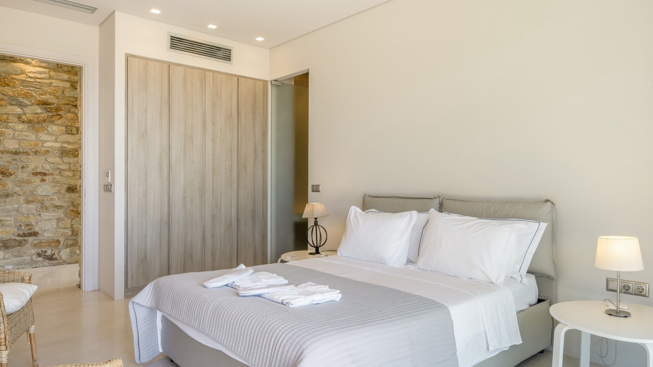 Photo of Bedroom in Ios
