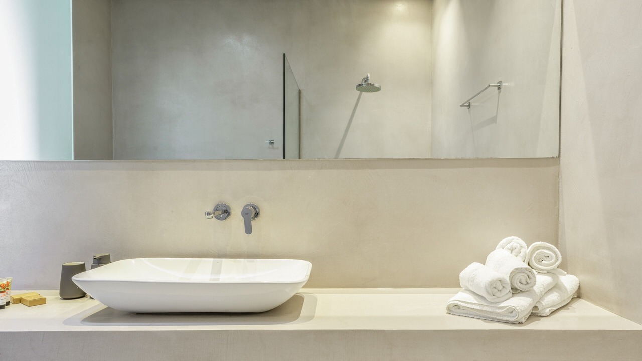 Photo of Bathroom in Ios