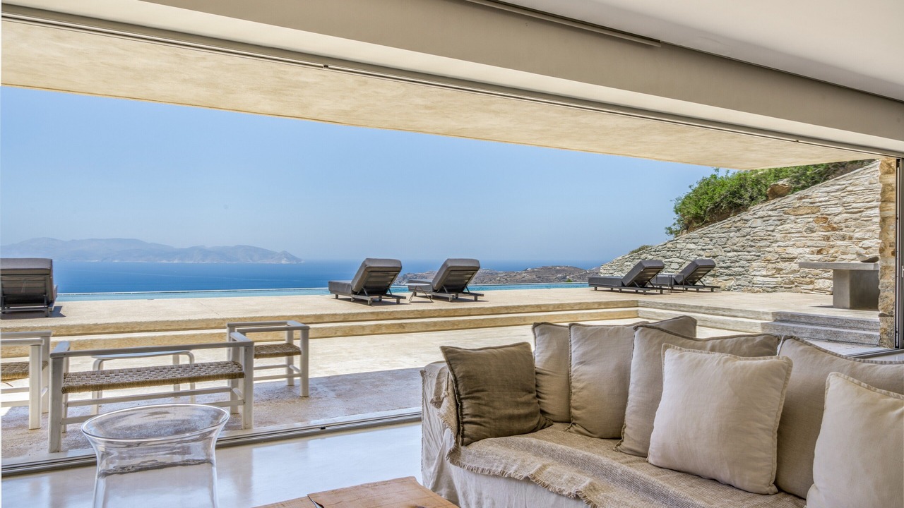 Photo of Patio Balcony in Ios