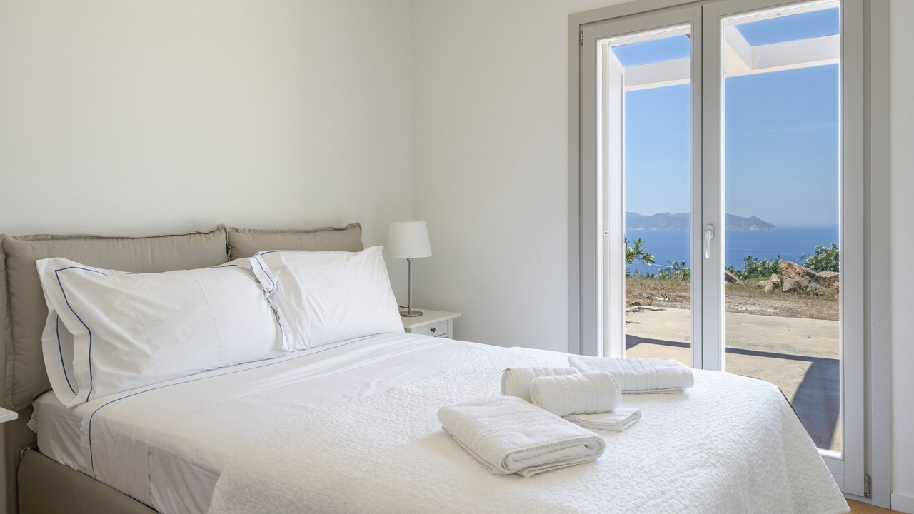 Photo of Bedroom in Ios