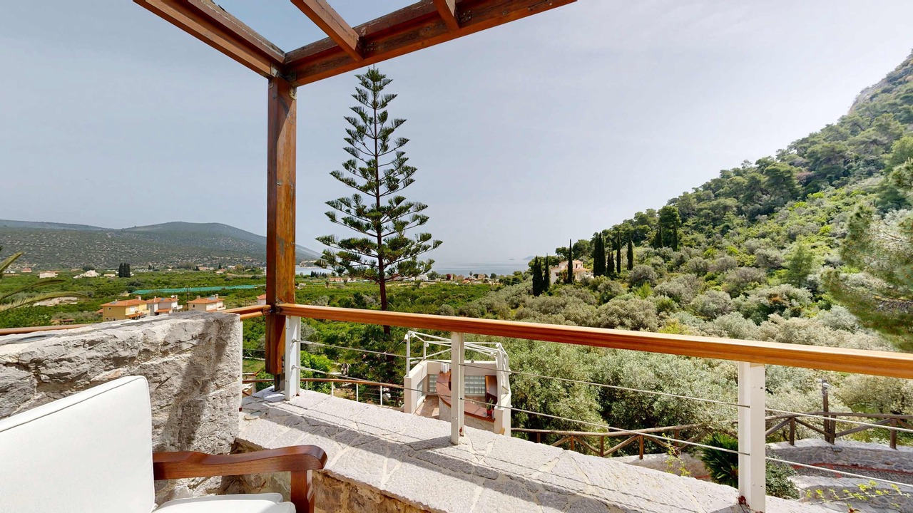 Photo of Outdoor in Melissopetra