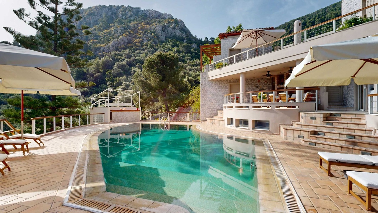 Photo of Outdoor in Melissopetra