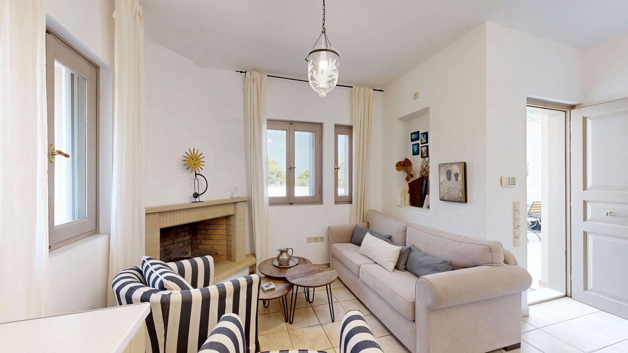 Photo of Bedroom in Melissopetra