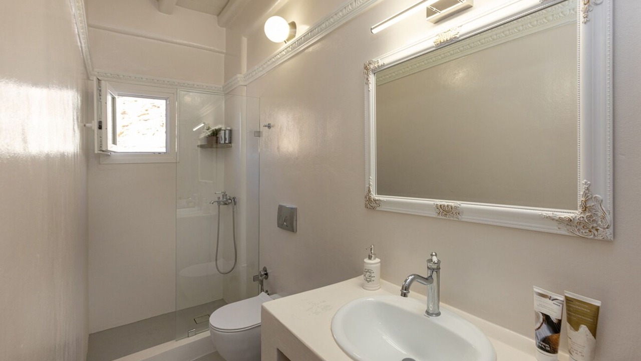 Photo of Bathroom in Tinos
