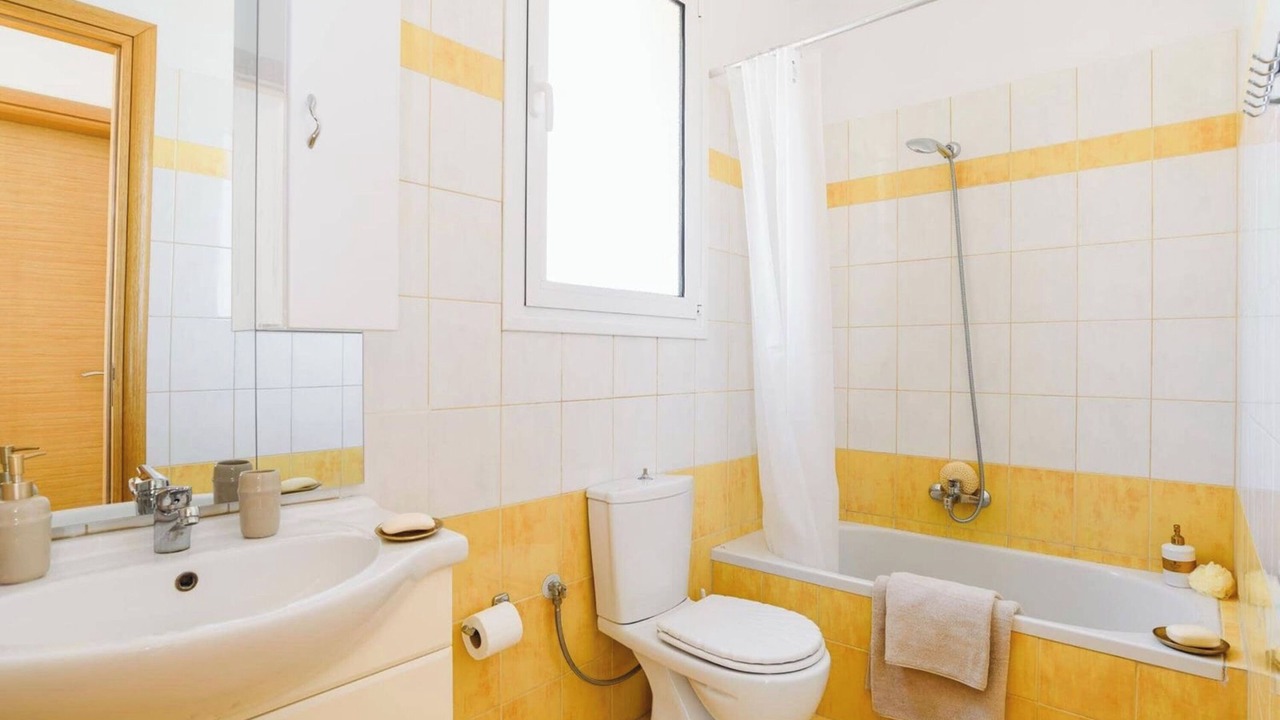 Photo of Bathroom in Gennadi