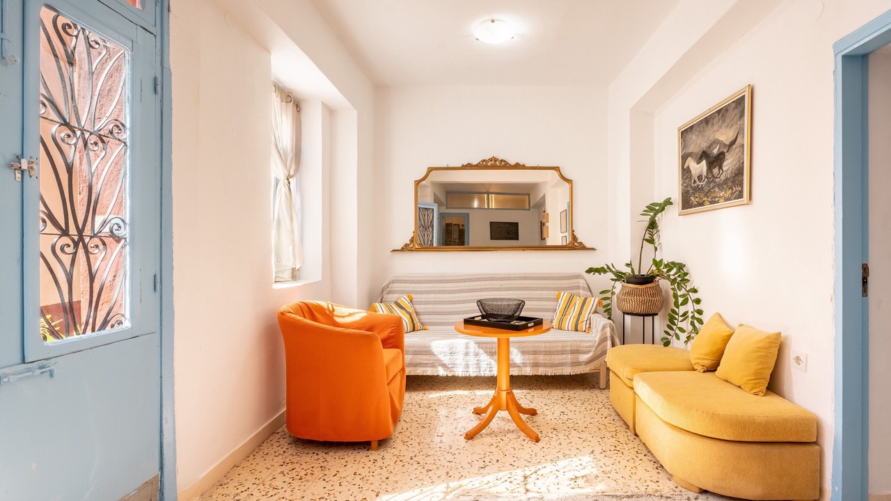 Photo of Livingroom in Rhodes Town