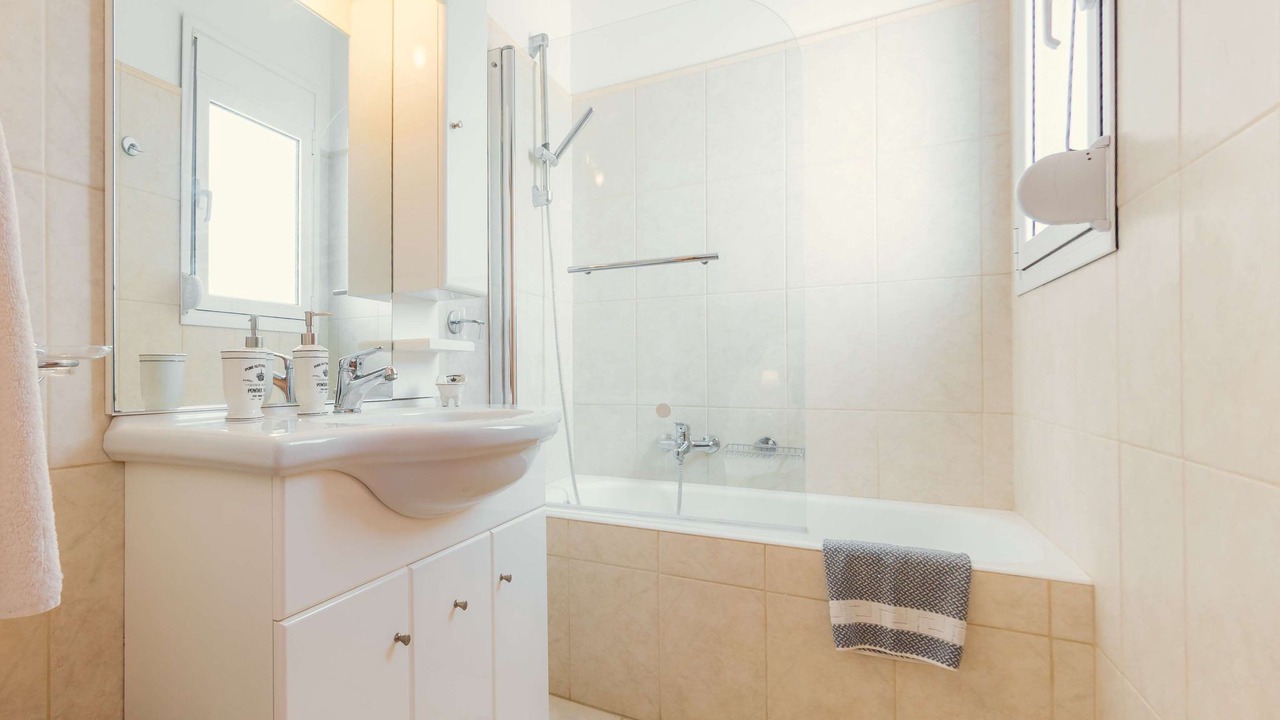 Photo of Bathroom in Gennadi