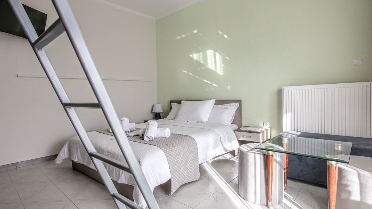 Photo of Bedroom in Kalambaka