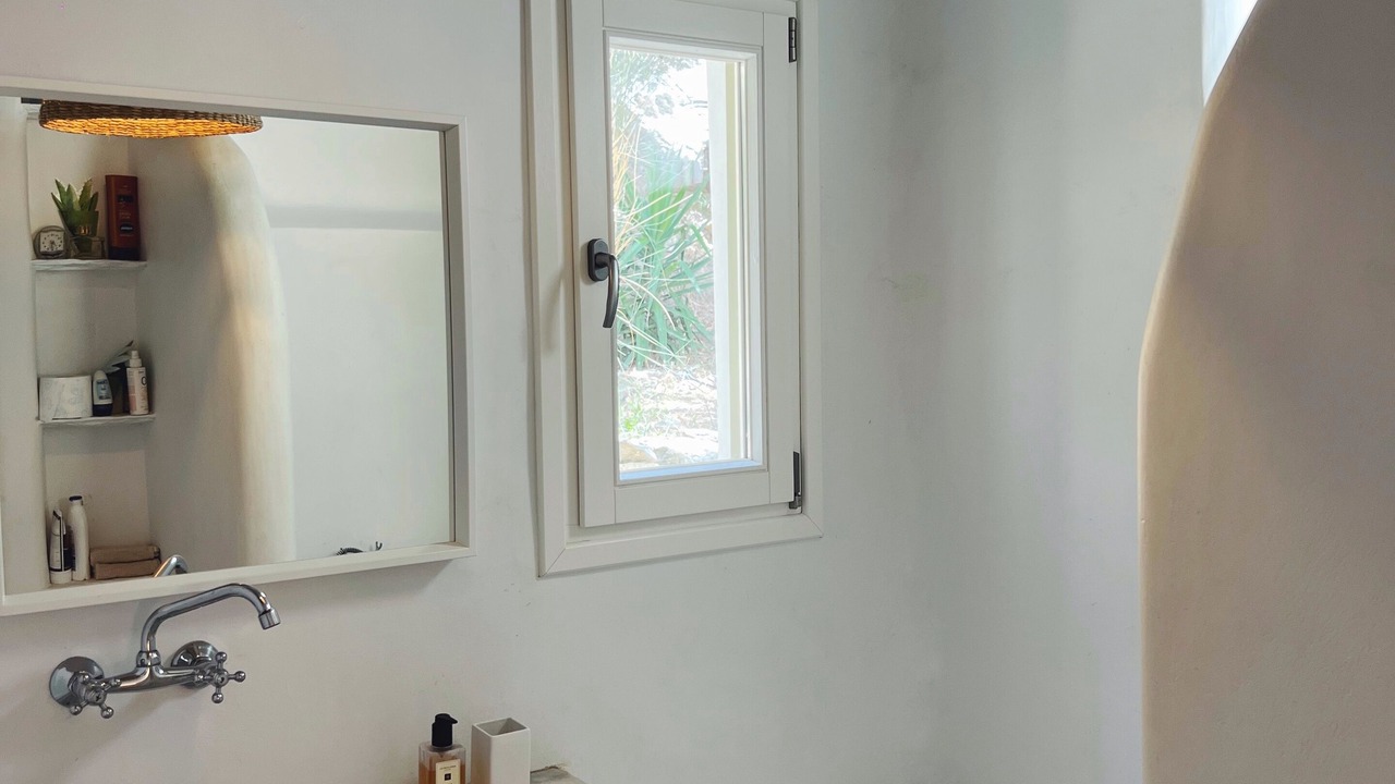 Photo of Bathroom in Kato Aprovatou