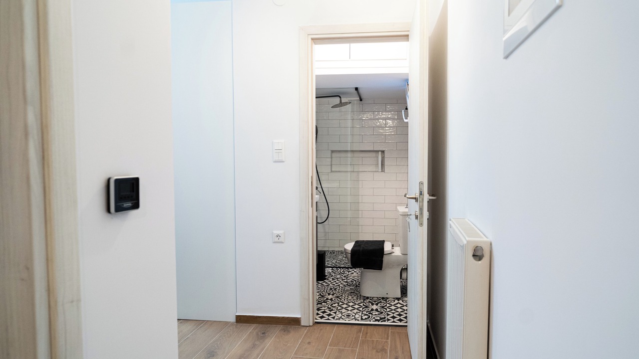 Photo of Bathroom in Larissa