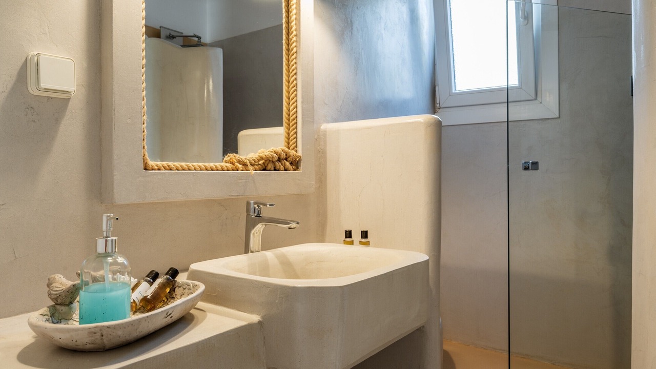 Photo of Bathroom in Agios Ioannis