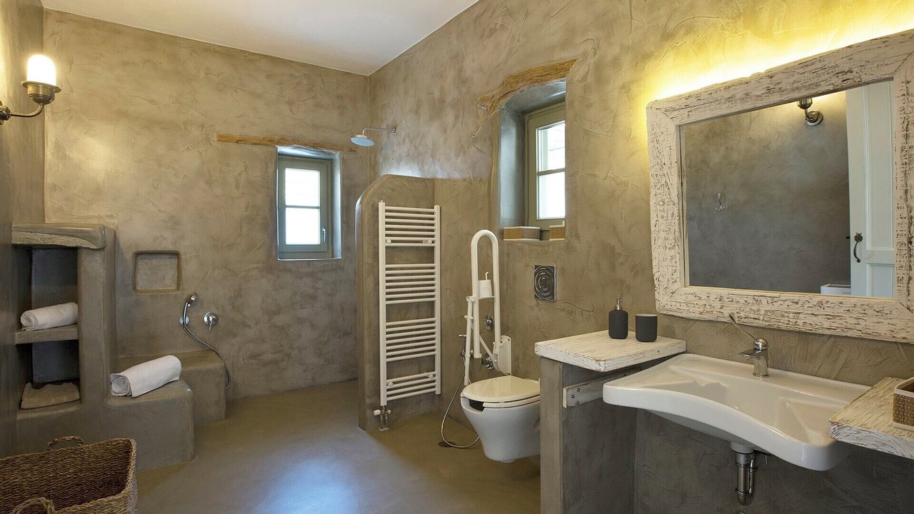 Photo of Bedroom in Drios