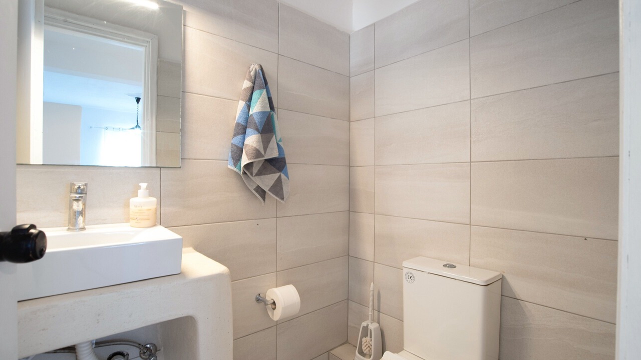 Photo of Bathroom in Perissa