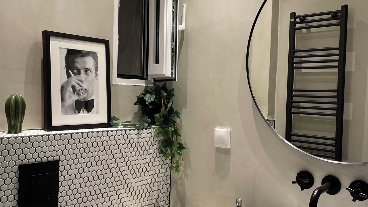 Photo of Bathroom in Koukaki