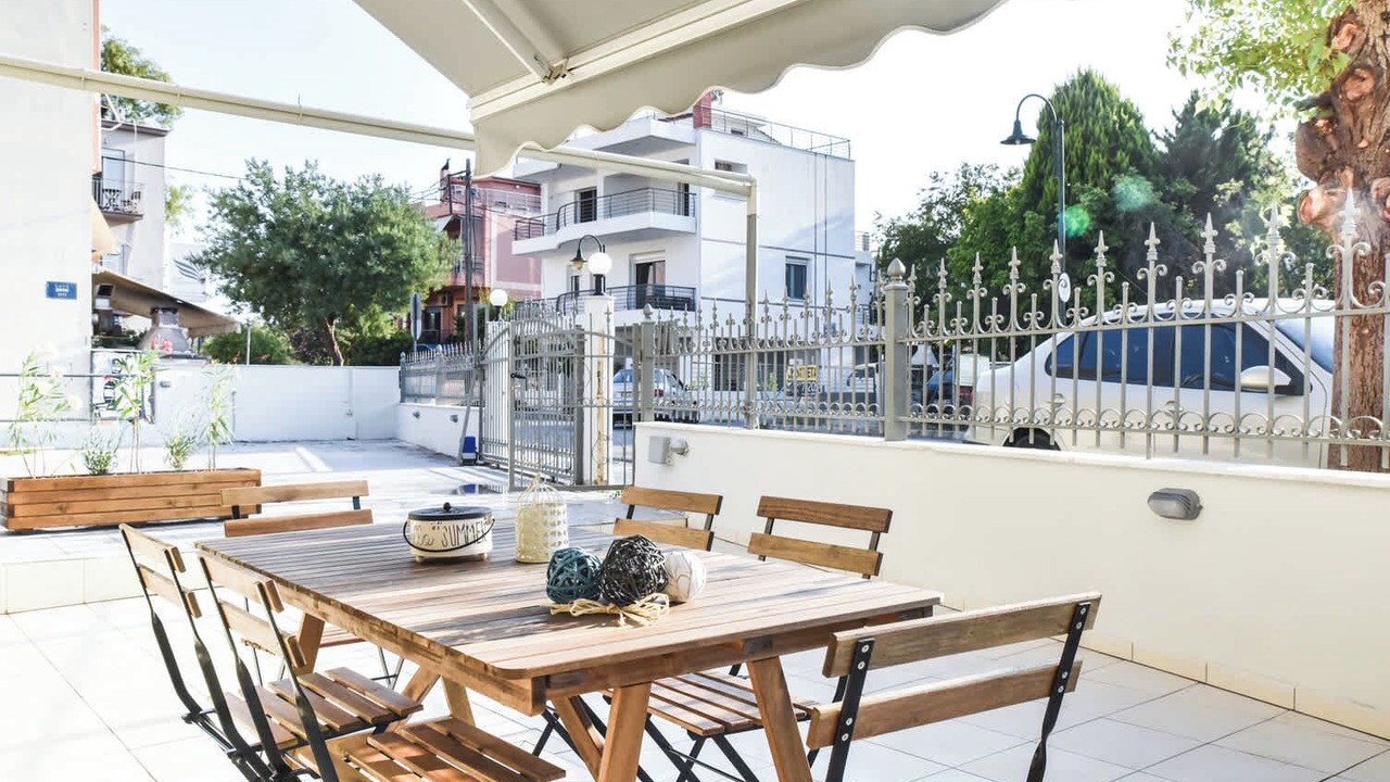 Photo of Outdoor in Nees Pagases