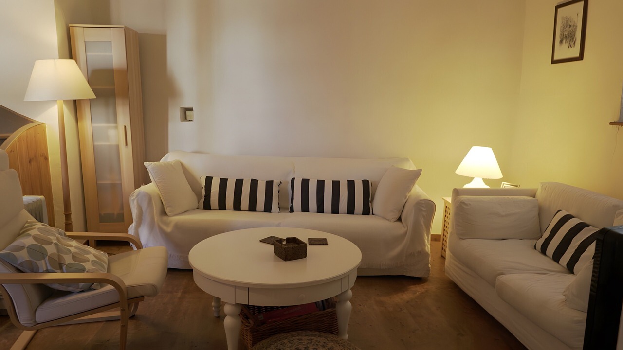 Photo of Livingroom in Andros Town