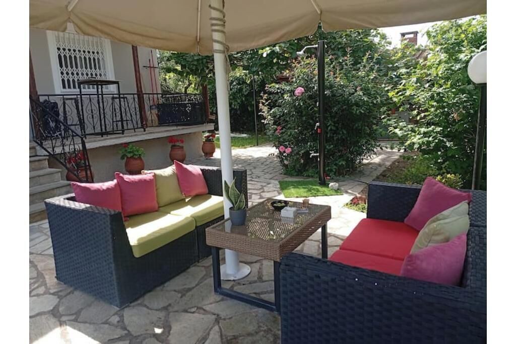 Photo of Patio Balcony in Artemida