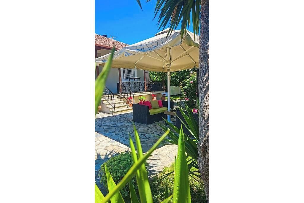 Photo of Patio Balcony in Artemida