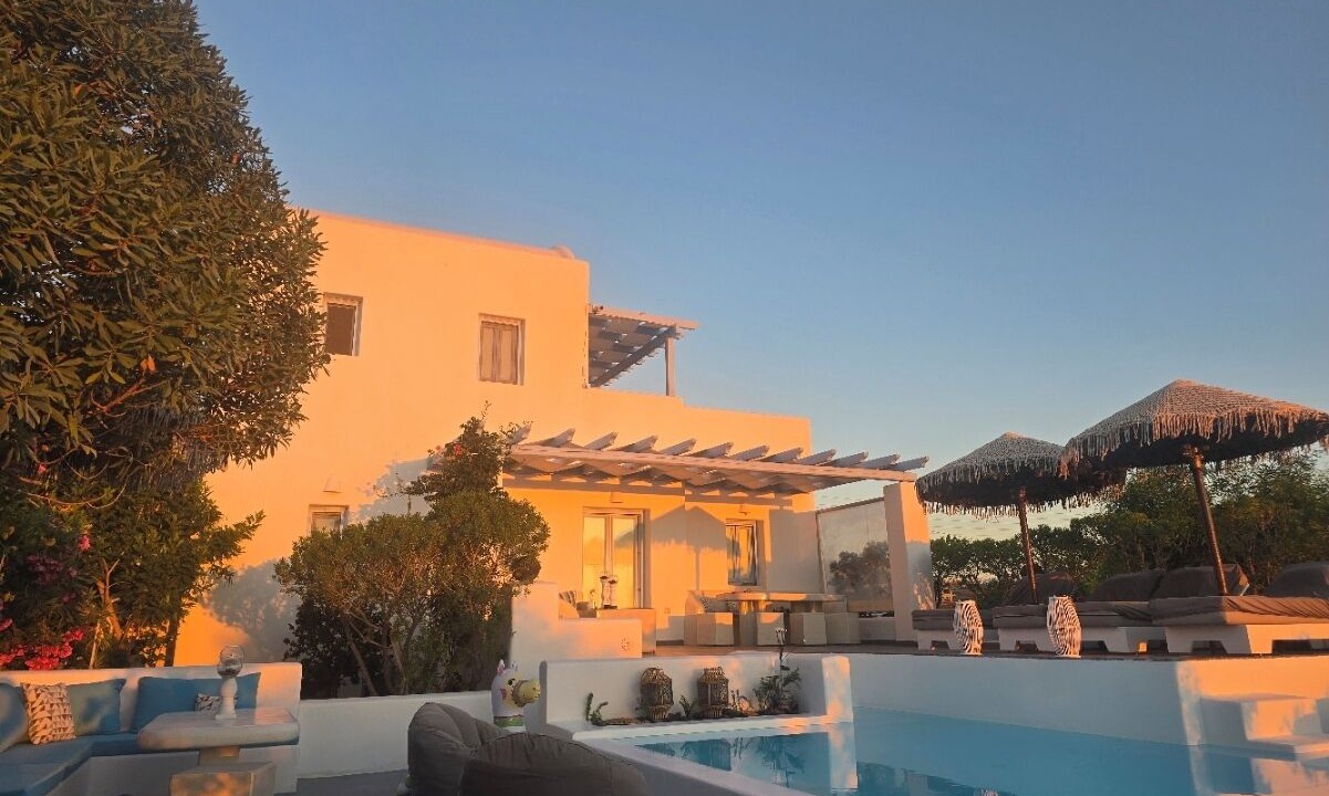 Photo of Outdoor in Kamari