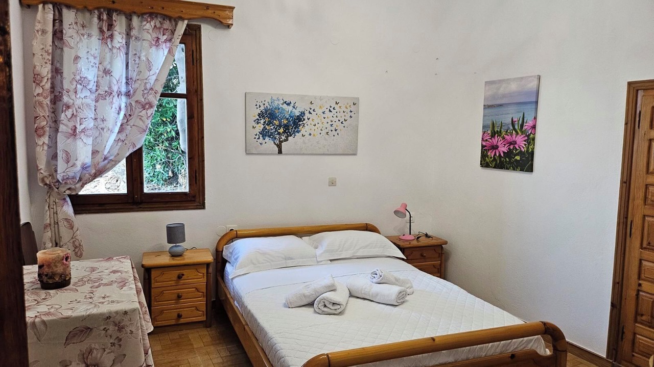Photo of Bedroom in Lionas