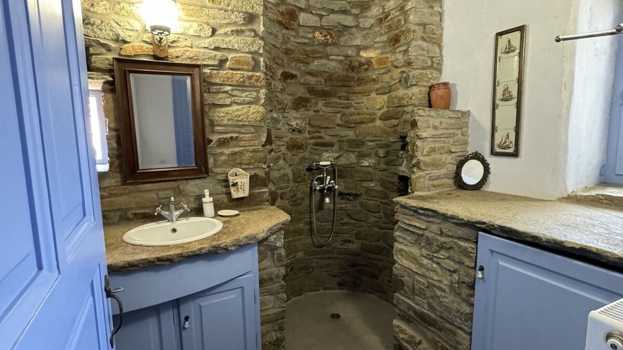 Photo of Bathroom in Kionia