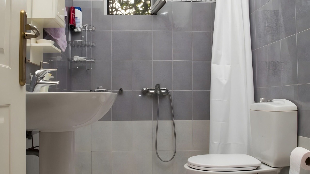 Photo of Bathroom in Kymi-Aliveri