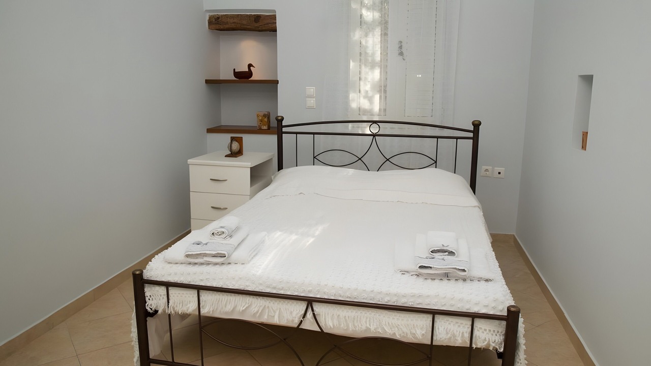Photo of Bedroom in Kymi-Aliveri