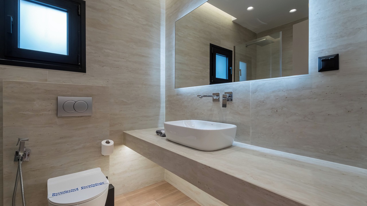 Photo of Bathroom in Neos Marmaras