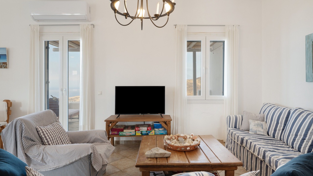 Photo of Livingroom in Exomvourgo