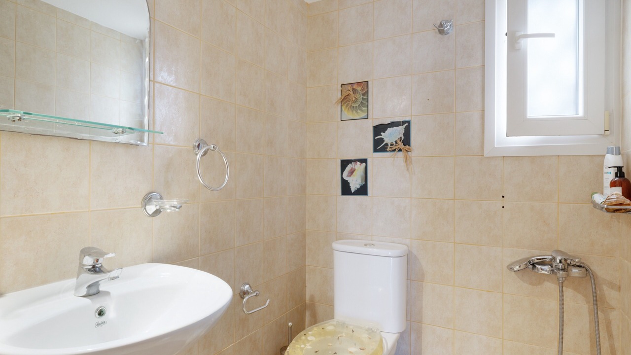Photo of Bathroom in Exomvourgo