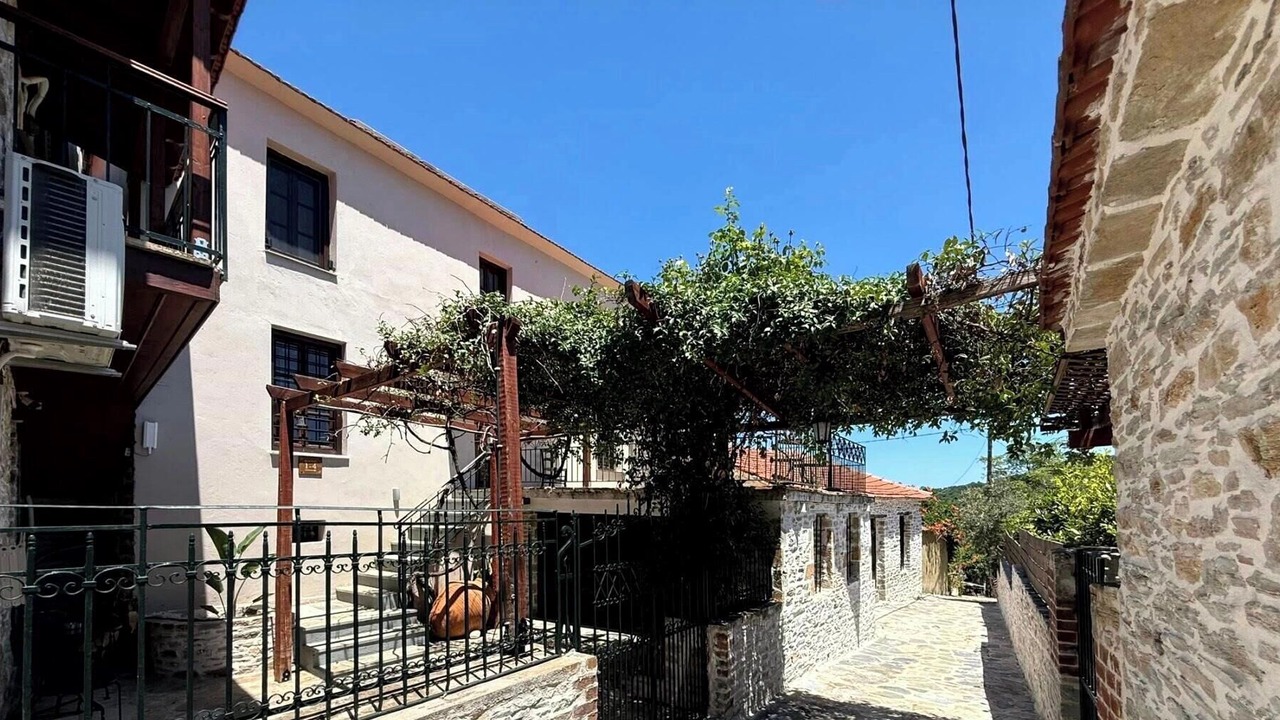 Photo of Outdoor in Xinovrisi
